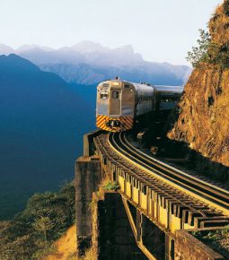 Paraná ganhará nova rota de trem turístico pelo litoral