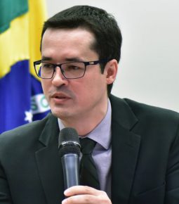 Deltan comenta combate à corrupção e exalta a Lava Jato