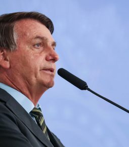 Bolsonaro aprova lei do cadastro de condenados por estupro