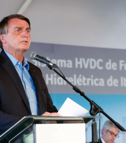 Bolsonaro: Teremos neste mês mais 20 milhões de vacinas