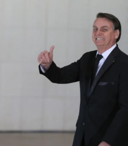 Bolsonaro troca 6 ministros de governo. Veja os novos nomes