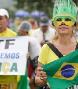#STFVergonhaMundial domina Twitter após ‘absolvição’ de Lula