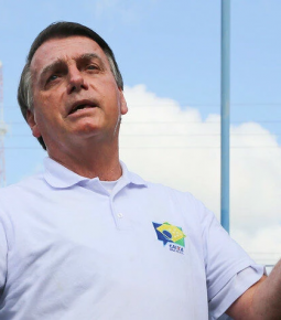 “Deixa ele falar!”, diz Bolsonaro sobre convocação de Barros à CPI