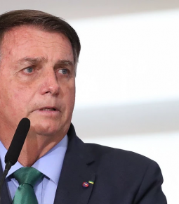 Bolsonaro irá à Câmara para entregar novo Bolsa Família