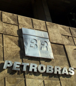 Petrobras questiona o governo sobre possível venda de ações