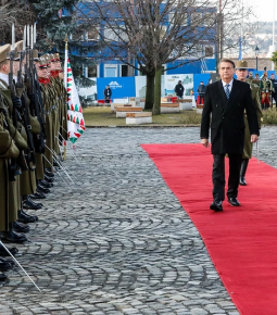 Bolsonaro é o 1º chefe de Estado brasileiro a visitar a Hungria