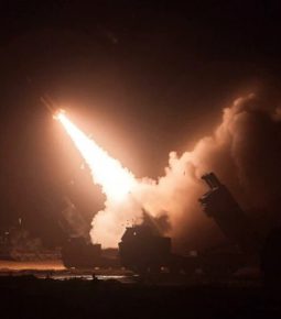 EUA e Coreia do Sul respondem Coreia do Norte com oito mísseis