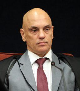 Indústria se une contra decisão de Moraes que derrubou decreto