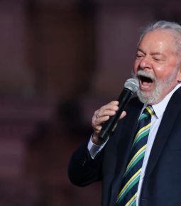 TSE ordena remoção de site criado pela campanha de Lula
